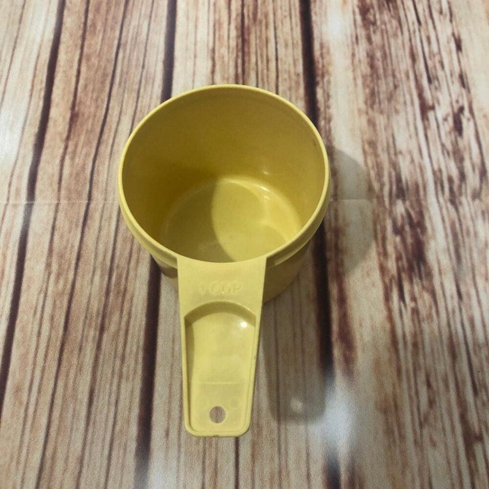 Vintage Tupperware Harvest Gold Nesting Measuring Cup 1 CUP Replacement 761-2